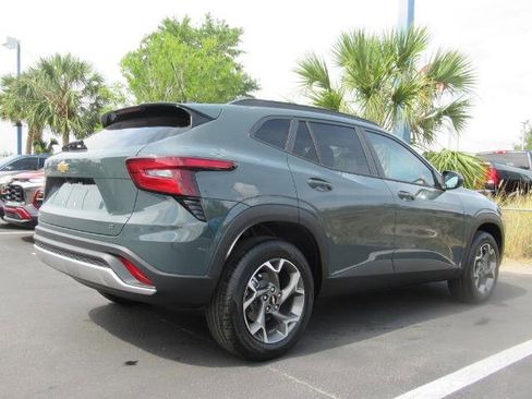 New 2025 Chevrolet Trax LT w/ Driver Confidence Package image 4