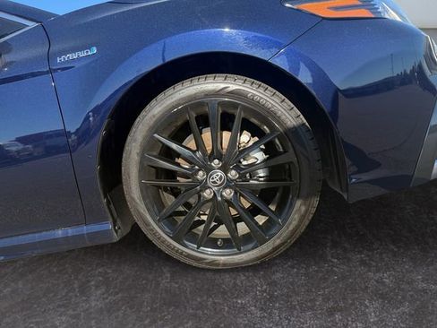 Used 2021 Toyota Camry XSE w/ Cold Weather Package image 14