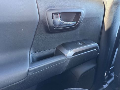 Used 2021 Toyota Tacoma TRD Pro image 31