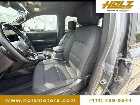 Certified 2023 Chevrolet Colorado LT w/ LT Convenience Package II AWD/4WD image 19