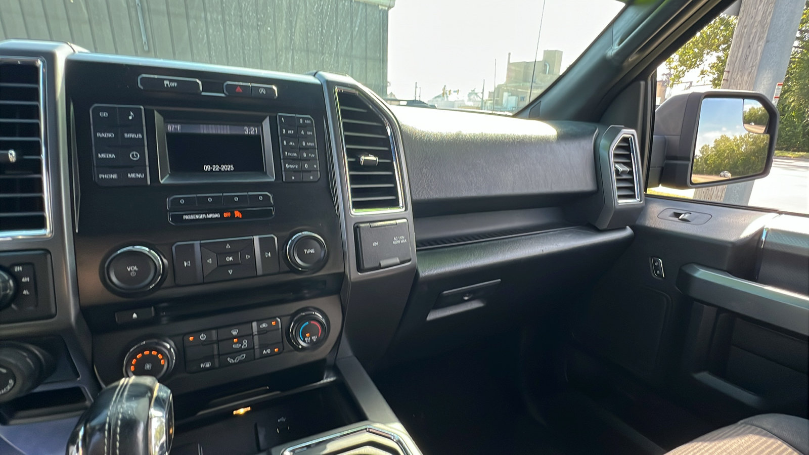 Used 2016 Ford F150 XLT w/ Equipment Group 301A Mid AWD/4WD image 13