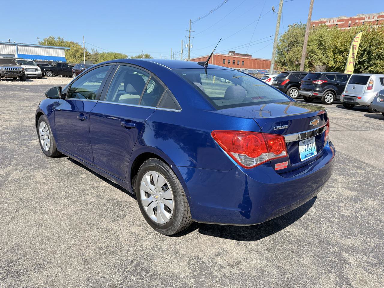 Used 2012 Chevrolet Cruze LS w/ Connectivity Package FWD image 4