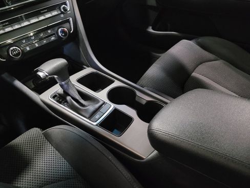 Used 2019 Kia Optima LX FWD image 26