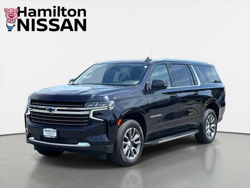 Used 2022 Chevrolet Suburban LT w/ LT Signature Plus Package AWD/4WD image 5