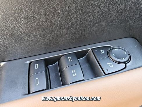 New 2025 GMC Canyon AT4 AWD/4WD image 17