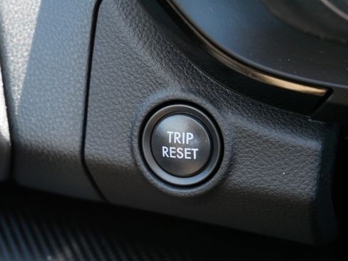 Used 2018 Subaru Impreza 2.0i AWD/4WD image 33