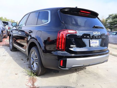 New 2025 Kia Telluride LX FWD image 5