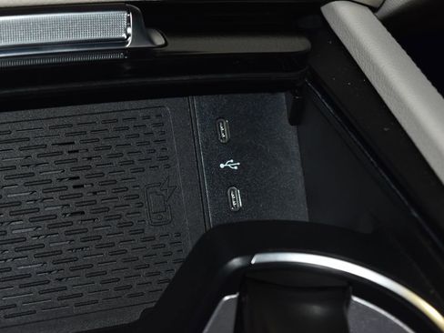 Certified 2025 Mercedes-Benz GLS 450 4MATIC image 14