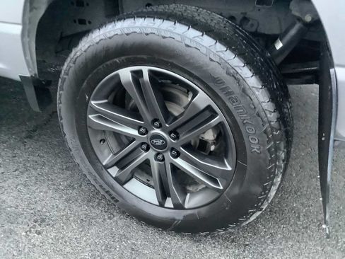Used 2022 Ford F150 Lariat AWD/4WD image 4