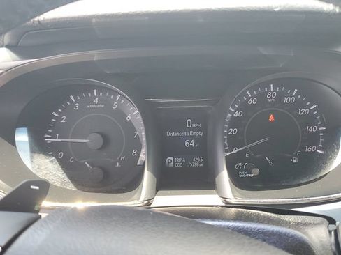 Used 2015 Toyota Avalon XLE FWD image 26