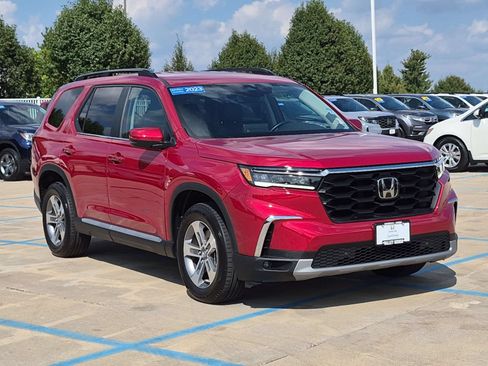 Certified 2023 Honda Pilot EX-L image 4