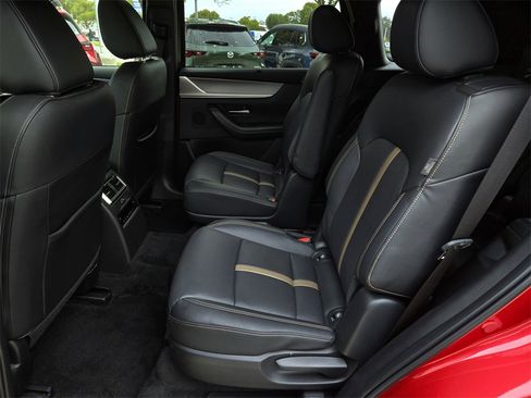 Certified 2025 MAZDA CX-90 3.3 Turbo w/ Premium Plus Pkg image 13