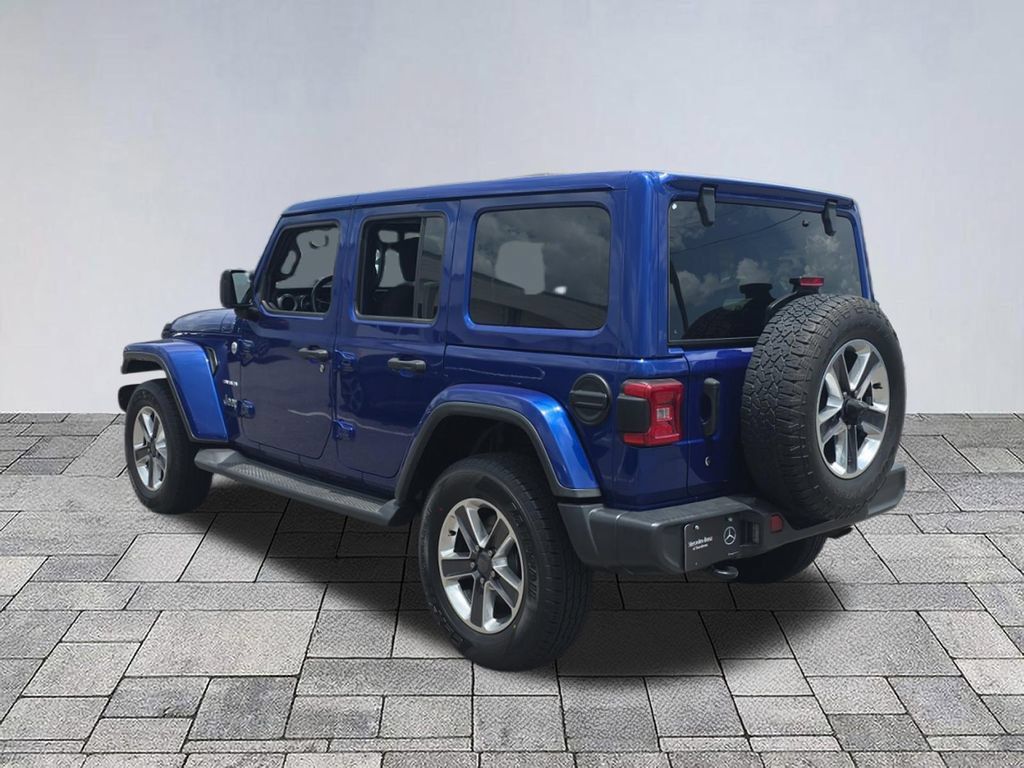Used 2018 Jeep Wrangler Unlimited Sahara AWD/4WD image 5
