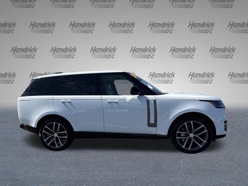 Used 2024 Land Rover Range Rover SE AWD/4WD image 11