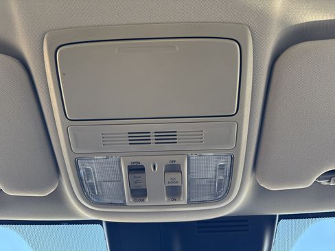 Used 2018 Honda CR-V EX image 26