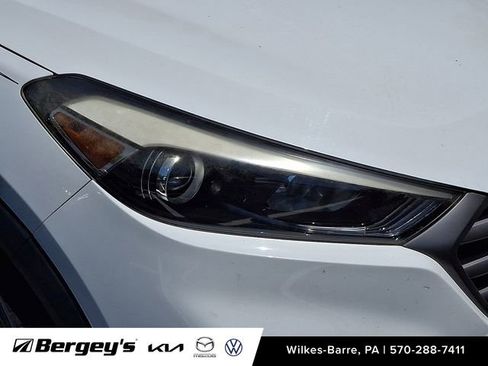 Used 2016 Hyundai Tucson SE w/ Option Group 02 AWD/4WD image 10
