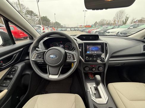 Used 2017 Subaru Impreza 2.0i Premium image 17