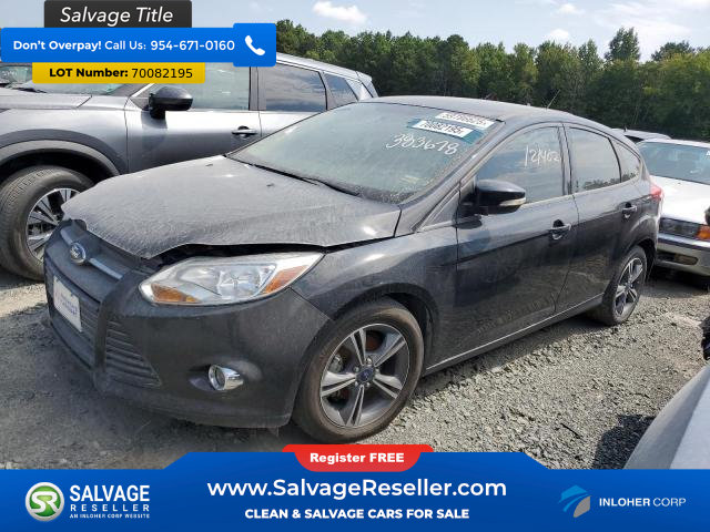 Used 2014 Ford Focus SE w/ SE Sport Package FWD image 1