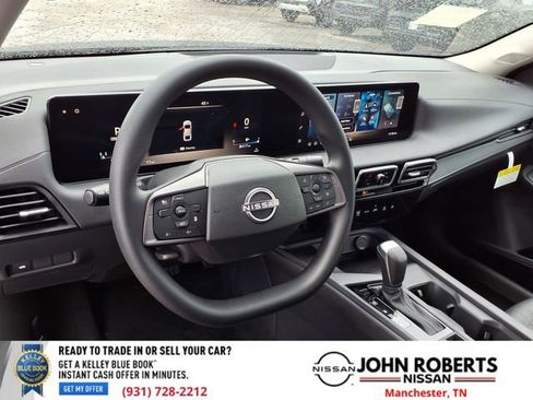 New 2026 Nissan Sentra SV w/ Floor Mat Package FWD image 4