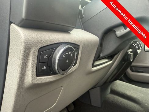 Used 2022 Ford F350 XLT w/ Black Appearance Package image 38