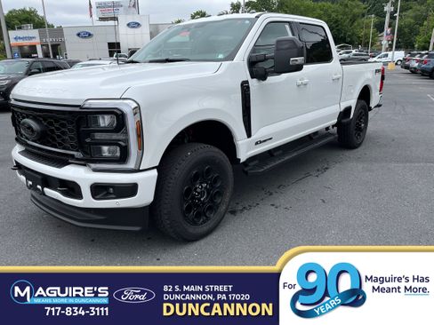 New 2026 Ford F250 Lariat w/ Black Appearance Package AWD/4WD image 1