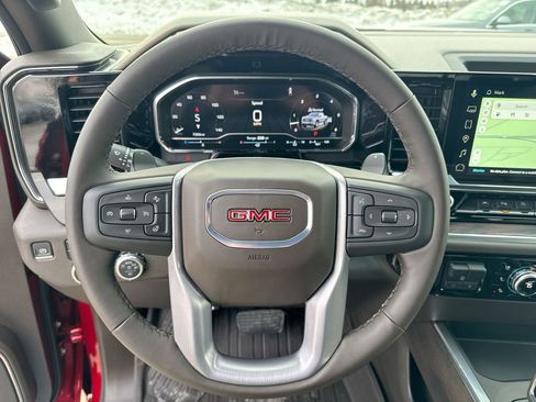 Used 2025 GMC Sierra 1500 SLT w/ SLT Premium Plus Package image 37