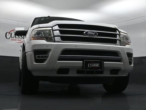 Used 2017 Ford Expedition Limited w/ Equipment Group 301A image 28