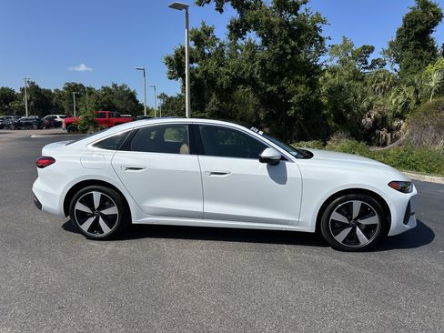 Used 2025 Audi A5 2.0T Premium Plus w/ Premium Plus AWD/4WD image 3