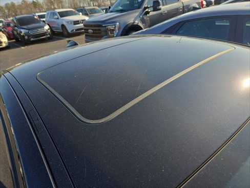 Used 2018 BMW 230i Coupe image 11