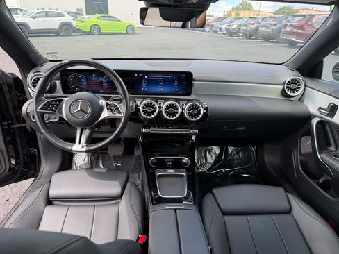 Used 2025 Mercedes-Benz CLA 250 image 28