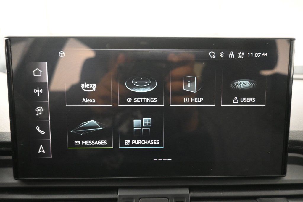Used 2024 Audi SQ5 Prestige AWD/4WD image 11