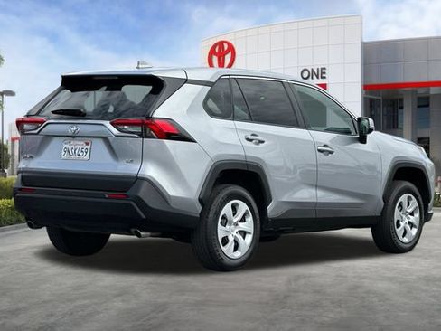Certified 2024 Toyota RAV4 LE FWD image 5