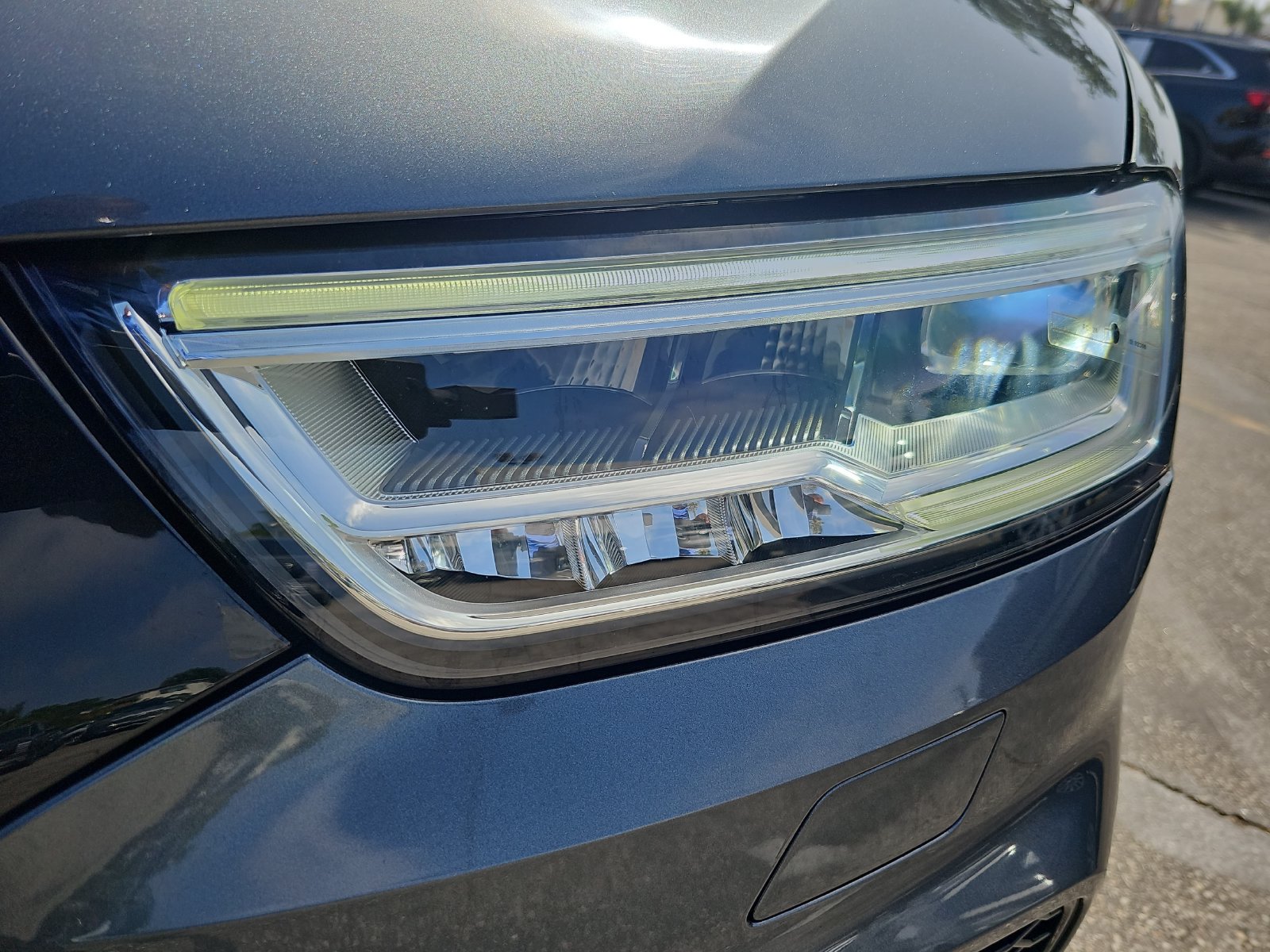 Used 2018 Audi Q3 2.0T Premium Plus AWD/4WD image 37