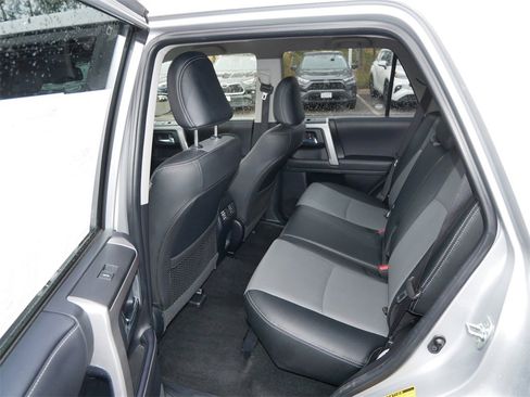 Certified 2024 Toyota 4Runner SR5 Premium image 11