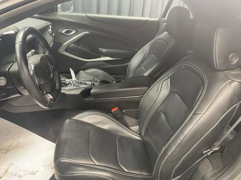 Used 2024 Chevrolet Camaro LT image 10