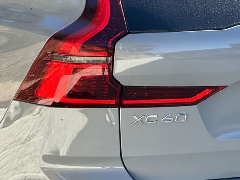 New 2026 Volvo XC60 B5 Ultra w/ Climate Package AWD/4WD image 22
