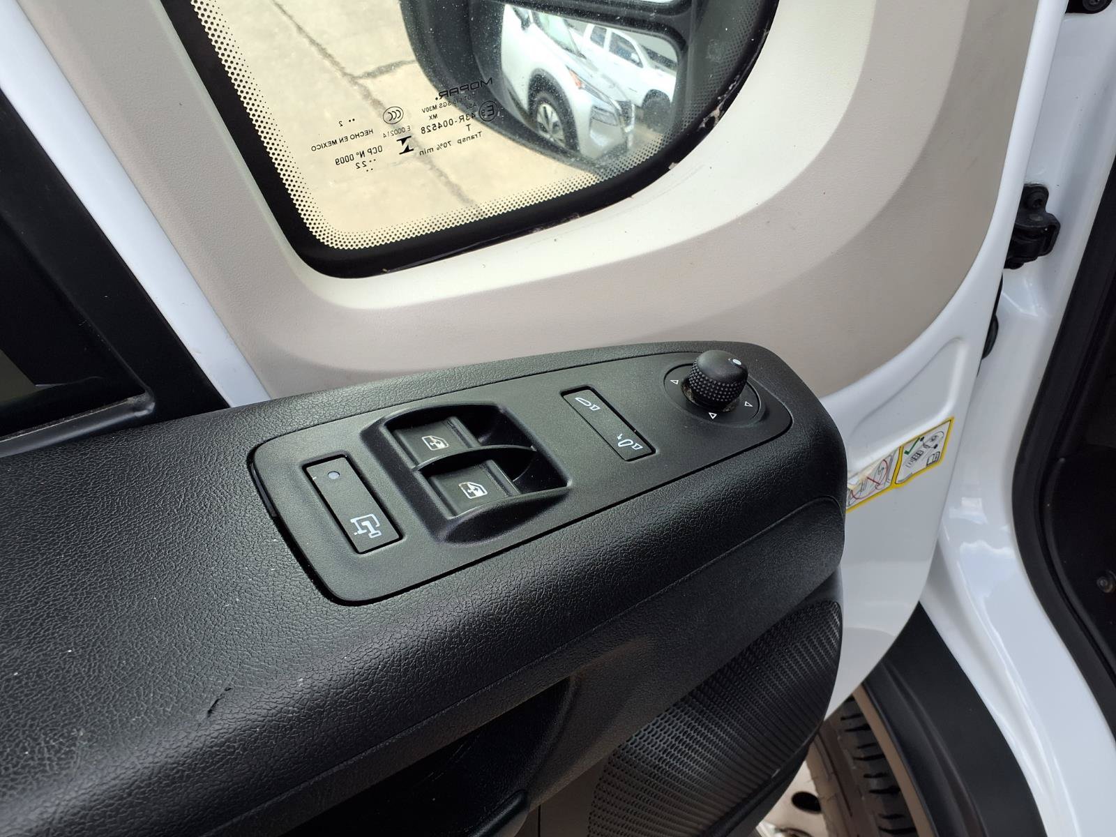 Used 2022 RAM ProMaster 3500 w/ Convenience Group FWD image 19