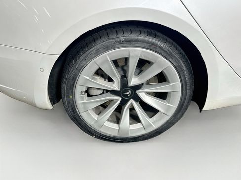 Used 2021 Tesla Model 3 Long Range AWD/4WD image 11