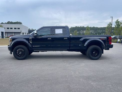 Used 2022 Ford F450 Platinum w/ FX4 Off-Road Package AWD/4WD image 4