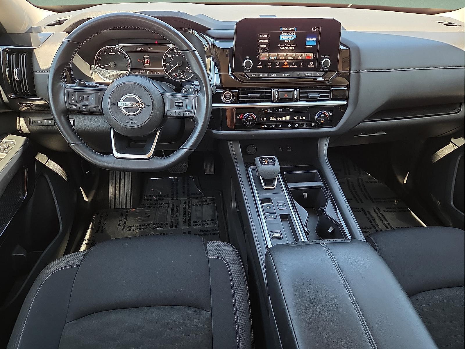 Used 2024 Nissan Pathfinder SV FWD image 12
