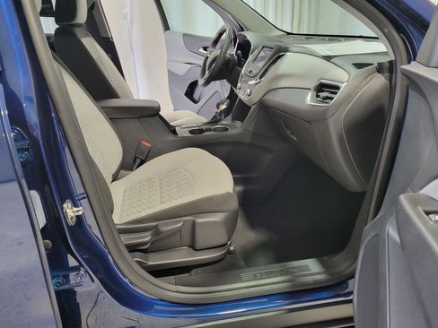 Certified 2022 Chevrolet Equinox LS w/ LS Convenience Package image 29