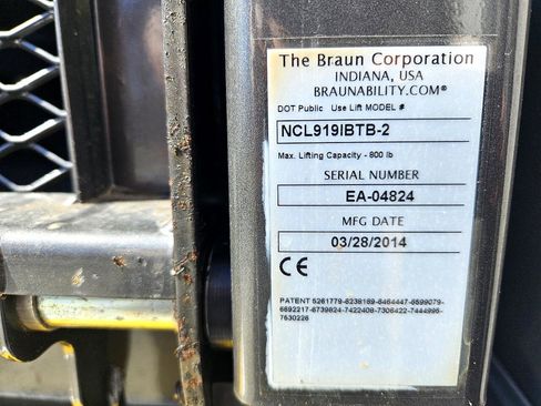 Used 2014 Ford E-350 and Econoline 350 Extended Super Duty w/ Power Group image 23