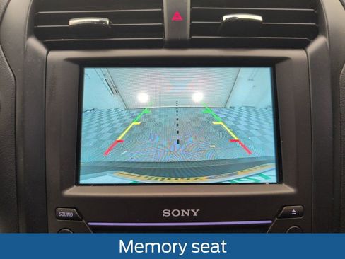 Used 2020 Ford Fusion Energi Titanium image 29