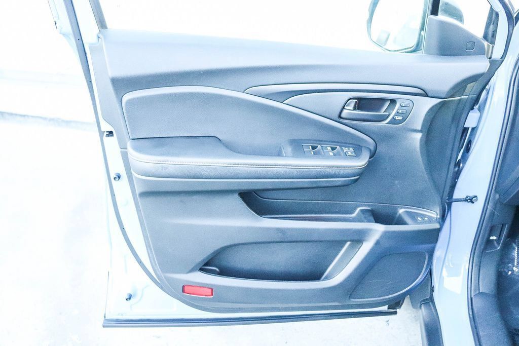 Used 2024 Honda Passport TrailSport image 24