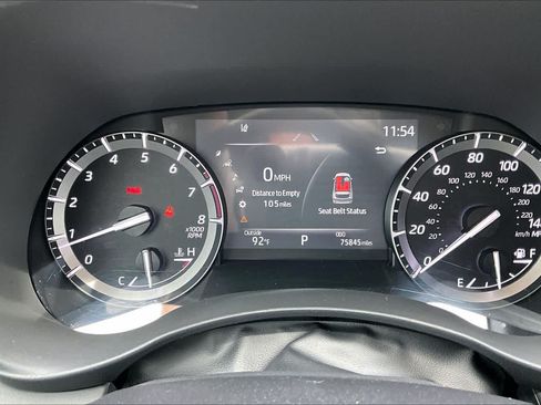 Used 2021 Toyota Highlander Platinum FWD image 24
