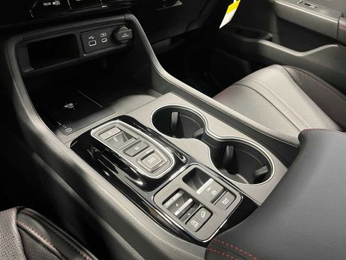 New 2025 Honda Pilot Black Edition image 23