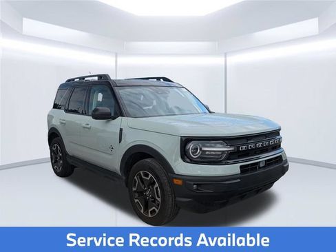 Used 2022 Ford Bronco Sport Outer Banks w/ Tech Package AWD/4WD image 4