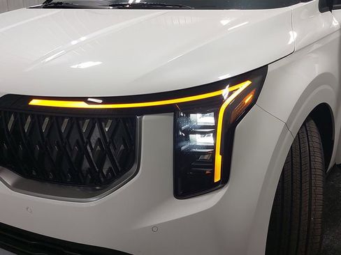 New 2026 Kia Carnival LXS image 33