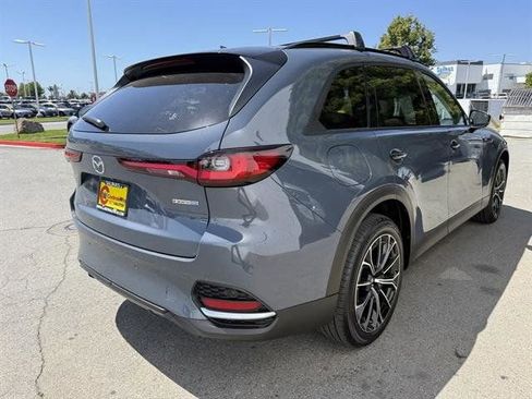 New 2025 MAZDA CX-70 Plug-In Hybrid w/ Premium Pkg image 6