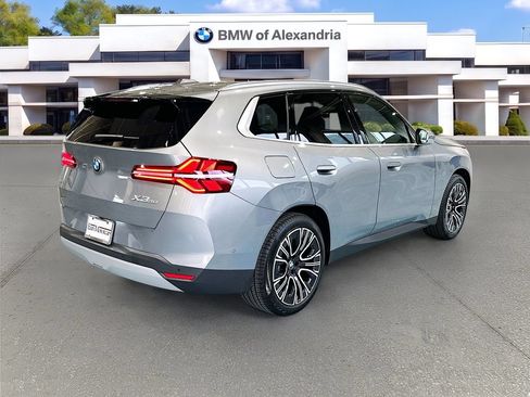 Used 2026 BMW X3 xDrive30i w/ Convenience Package AWD/4WD image 5
